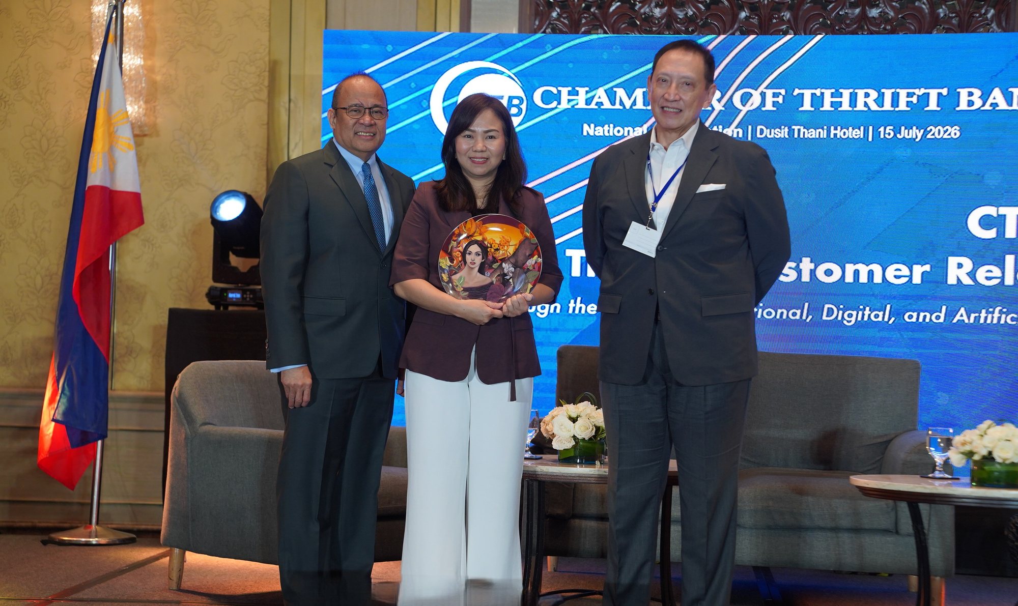 BSP Deputy Governor Lyn Javier Receives Token from CTB