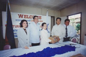 Turn-Over Ceremony of CTB Donation to then Vice-President and DSWD Secretary Gloria Macapagal-Arroyo - 1999